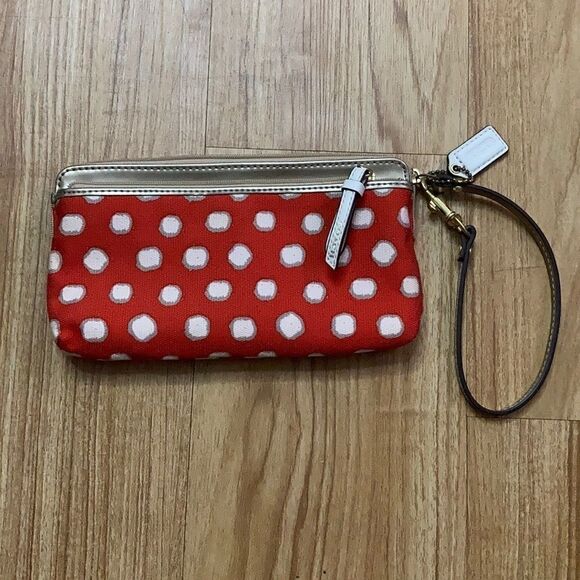 Coach Legacy Dot Double Zip Wristlet EUC - Picture 1 of 8